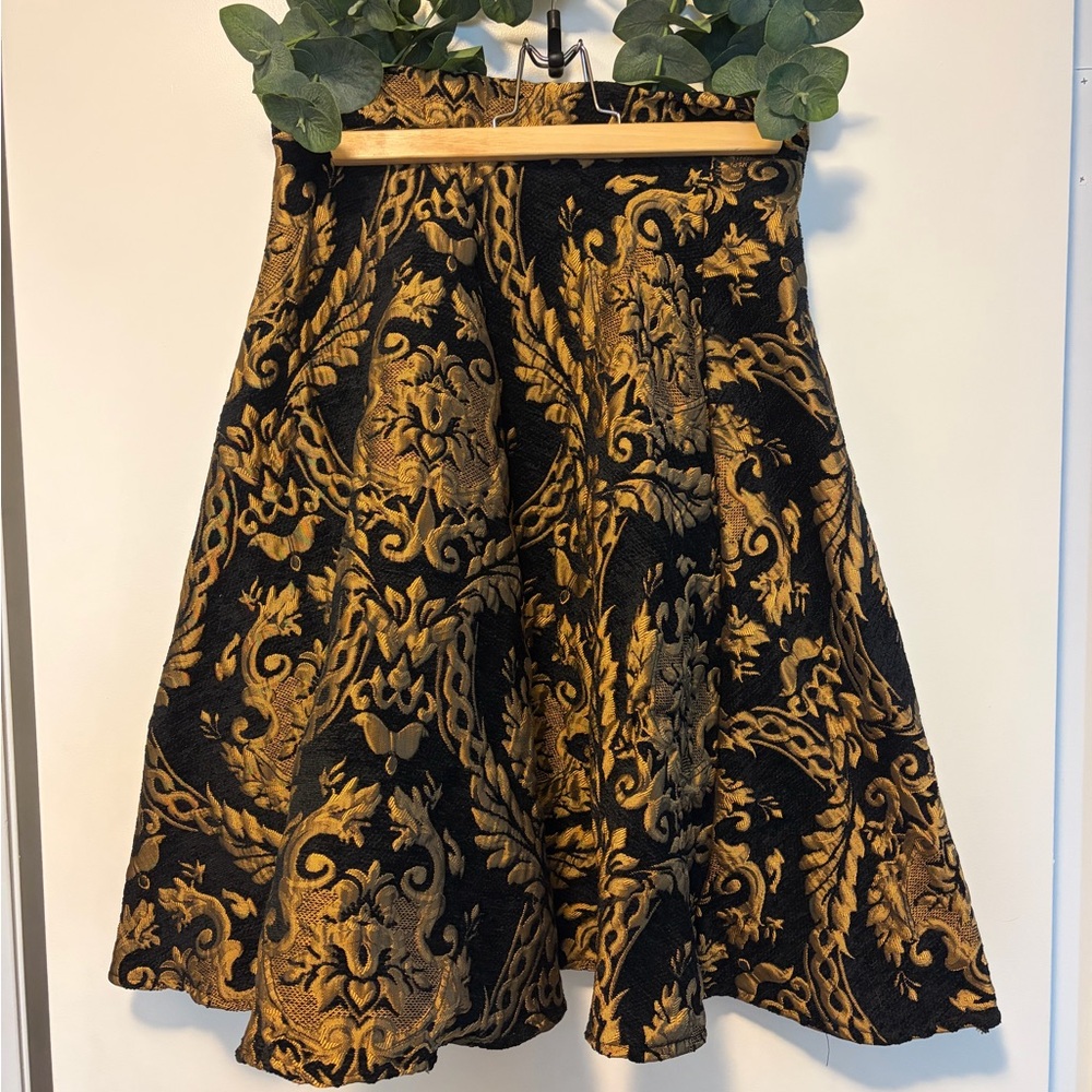 Chicwish Black & Gold Baroque Circle Skirt